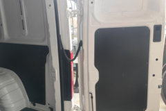 福田卡文乐福 2025款 悦行版  2座 纯电动封闭货车 宁德时代50.23kWh