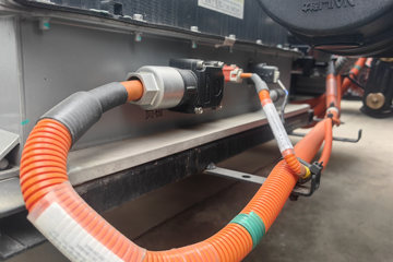 �����������EL-Plus ��ɲ 4.17�׵��Ŵ��綯�����Ῠ ��γ141.32kWhͼƬ