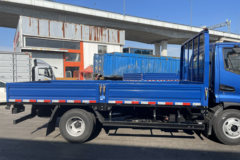 江淮骏铃V5 2.5L柴油 152马力 江淮5档 4.18米单排栏板轻卡