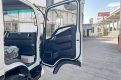 江淮骏铃A7 2.5L柴油 170马力 星瑞6档 4.18米单排栏板轻卡