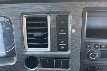 ��������A7 2.5L���� 170���� ����6�� 4.18�׵��������ῨͼƬ