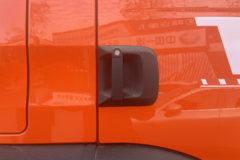 重汽豪沃HOWO TX7 PRO 沃盈版 6.9L柴油 290马力 4X2 中国重汽8档 9.6米厢式载货车 重汽豪沃HOWO TX7 PRO 沃盈版 6.9L柴油 290马力 4X2 中国重汽8档 9.6米厢式载货车