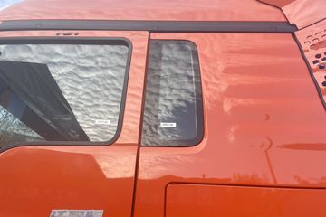 ��������HOWO TX7 PRO ��ӯ�� 6.9L���� 290���� 4X2 �й�����8�� 9.6����ʽ�ػ���ͼƬ