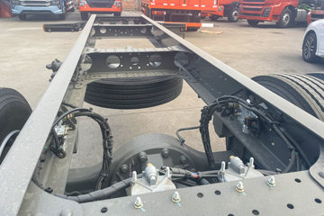 ��������HOWO TX7 PRO ��ӯ�� 6.9L���� 290���� 4X2 �й�����8�� 9.6����ʽ�ػ���ͼƬ