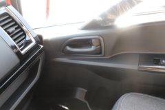 东风新疆拓行S3 3L柴油 180马力 4X2 法士特10档 3.8米排半自卸车