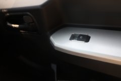 东风新疆拓行S3L  4X2 单排纯电动自卸车 宁德时代155kWh