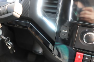 �����½�����S3L  4X2 ���Ŵ��綯��ж�� ����ʱ��155kWhͼƬ