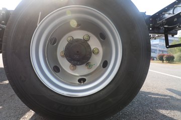 �����½�����S3L  4X2 ���Ŵ��綯��ж�� ����ʱ��155kWhͼƬ