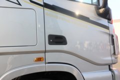 东风畅行X9 595马力 6X4 东风14档 LNG牵引车