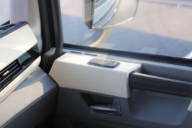 东风畅行X9&nbsp;牵引车驾驶室                                               图片