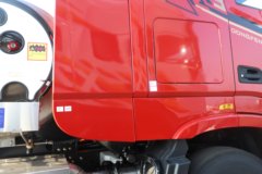 东风畅行X9 14.6L LNG 630马力 6X4 采埃孚12档 AMT自动档 牵引车