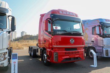 东风畅行X9 14.6L LNG 630马力 6X4 采埃孚12档 AMT自动档 牵引车