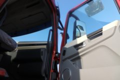 东风畅行X9 14.6L LNG 630马力 6X4 采埃孚12档 AMT自动档 牵引车