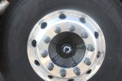 东风畅行X9 14.6L LNG 630马力 6X4 采埃孚12档 AMT自动档 牵引车