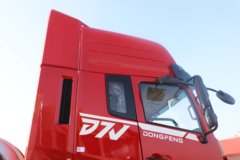 东风新疆畅行D7V 530马力 6X4 法士特12档 LNG牵引车