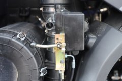 东风拓行X1 6.2L柴油 245马力 6X4R 法士特10档 自卸车