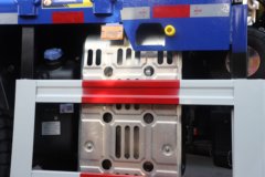 东风拓行X1 6.2L柴油 245马力 6X4R 法士特10档 自卸车