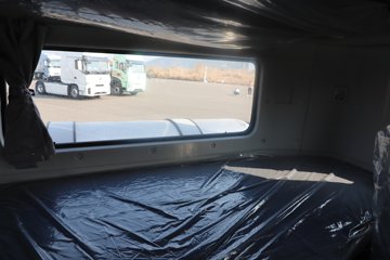 �����½�����D7V 540���� 6X4 12�� LNGǣ����ͼƬ