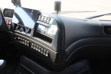 �����½�����D7V 540���� 6X4 12�� LNGǣ����ͼƬ