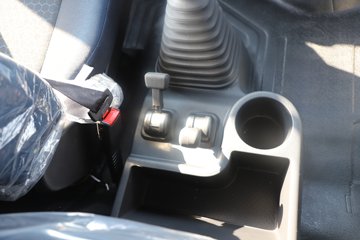 �����½�����D7V 540���� 6X4 12�� LNGǣ����ͼƬ