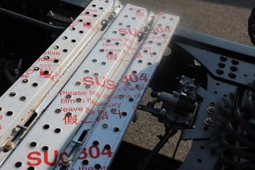 �����½�����D7V 540���� 6X4 12�� LNGǣ����ͼƬ