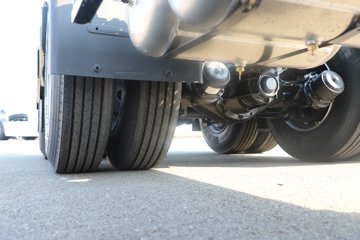 �����½�����D7V 540���� 6X4 12�� LNGǣ����ͼƬ