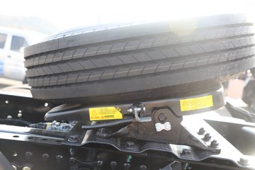 �����½�����D7V 540���� 6X4 12�� LNGǣ����ͼƬ