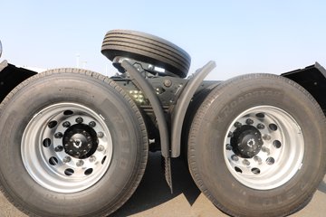 �����½�����D7V 540���� 6X4 12�� LNGǣ����ͼƬ