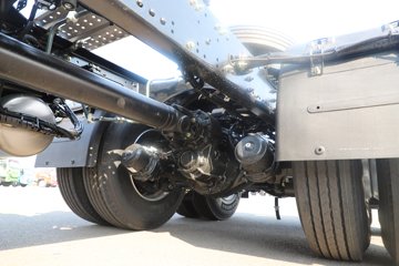 �����½�����D7V 540���� 6X4 12�� LNGǣ����ͼƬ