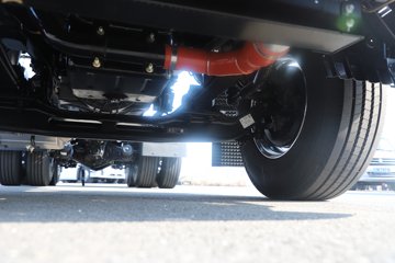 �����½�����D7V 540���� 6X4 12�� LNGǣ����ͼƬ