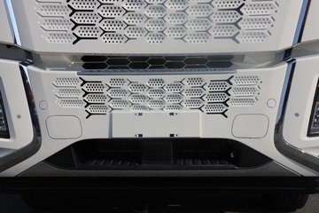 �����½� ����X7 556���� 6X4 14�� LNGǣ����ͼƬ