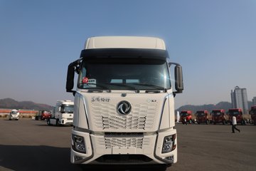 �����½� ����X7 556���� 6X4 14�� LNGǣ����ͼƬ