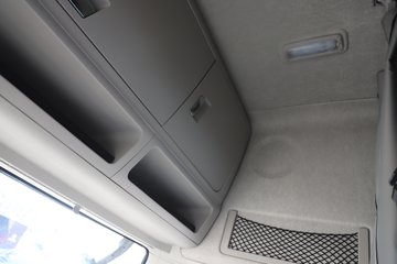 �����½� ����X7 556���� 6X4 14�� LNGǣ����ͼƬ