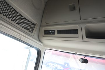 �����½� ����X7 556���� 6X4 14�� LNGǣ����ͼƬ