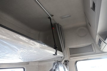 �����½� ����X7 556���� 6X4 14�� LNGǣ����ͼƬ