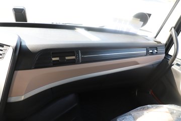 �����½� ����X7 556���� 6X4 14�� LNGǣ����ͼƬ