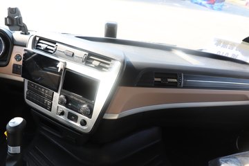 �����½� ����X7 556���� 6X4 14�� LNGǣ����ͼƬ