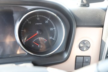 �����½� ����X7 556���� 6X4 14�� LNGǣ����ͼƬ