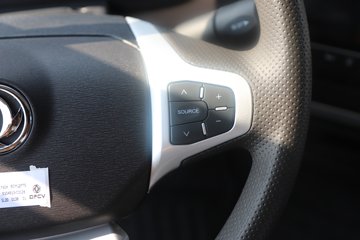 �����½� ����X7 556���� 6X4 14�� LNGǣ����ͼƬ