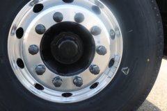 东风新疆 畅行X7 556马力 6X4 14档 LNG牵引车