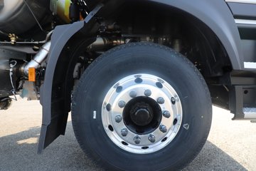 �����½� ����X7 556���� 6X4 14�� LNGǣ����ͼƬ