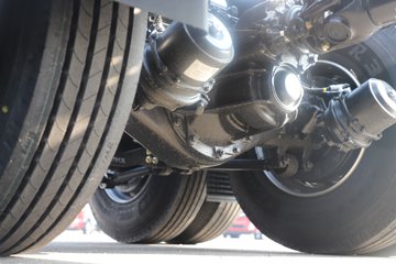 �����½� ����X7 556���� 6X4 14�� LNGǣ����ͼƬ