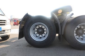 �����½� ����X7 556���� 6X4 14�� LNGǣ����ͼƬ