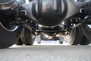 �����½� ����X7 556���� 6X4 14�� LNGǣ����ͼƬ