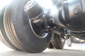 �����½� ����X7 556���� 6X4 14�� LNGǣ����ͼƬ