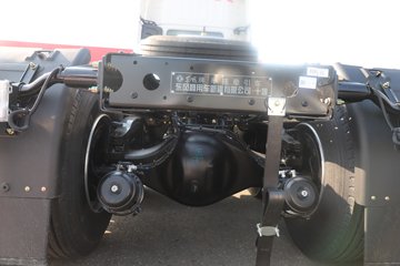 �����½� ����X7 556���� 6X4 14�� LNGǣ����ͼƬ