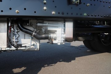 �����½� ����X7 556���� 6X4 14�� LNGǣ����ͼƬ