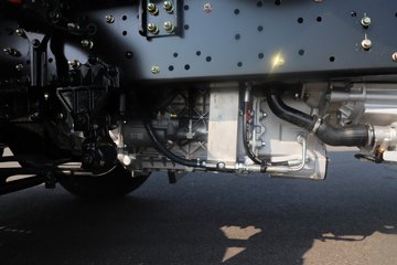 �����½� ����X7 556���� 6X4 14�� LNGǣ����ͼƬ