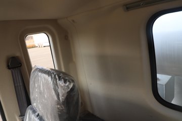 ��������X1 220���� 4X2 ���� ���������賵ͼƬ