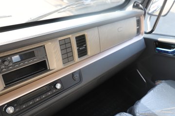 ��������X1 220���� 4X2 ���� ���������賵ͼƬ